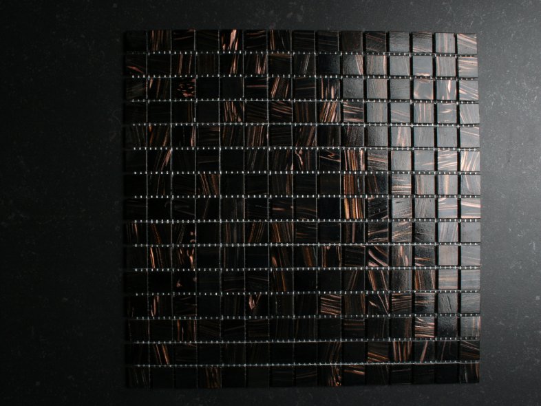 Goud Mozaiek diep bruin/zwart/goud 2x2 cm.
