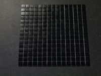 Mozaïek zwart 2x2 cm. op net